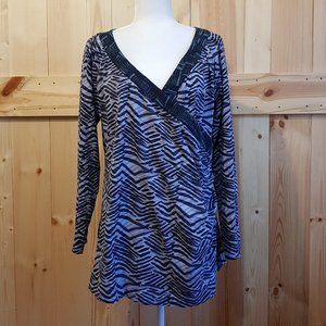 NWOT Soft Surroundings Sz XL Printed Faux Wrap Top